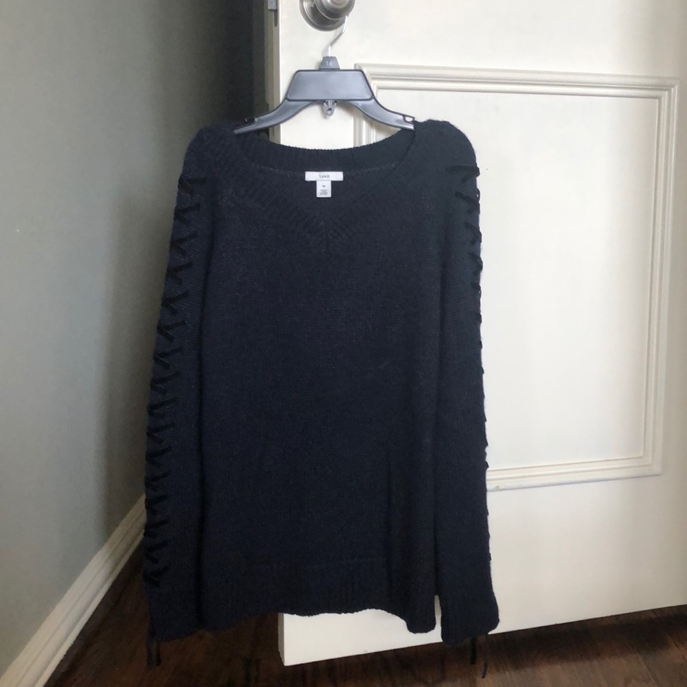 Lewit Sweater